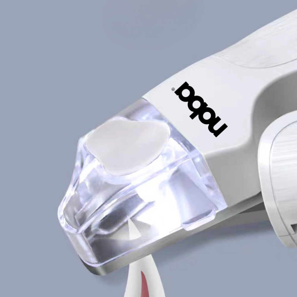 Cat nail clipper