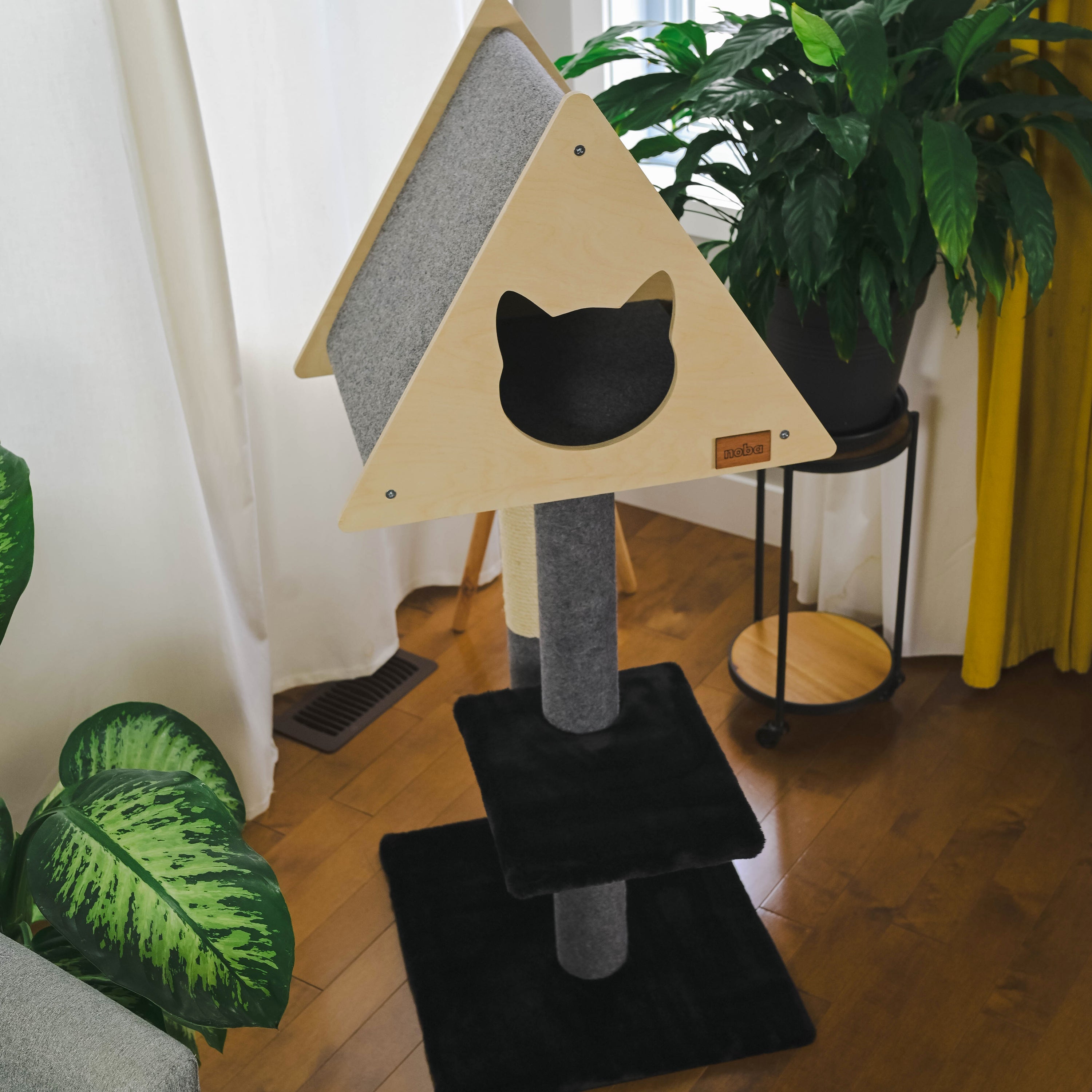 Teepee Deluxe Cat Tree – 2-Level Playground & Condo