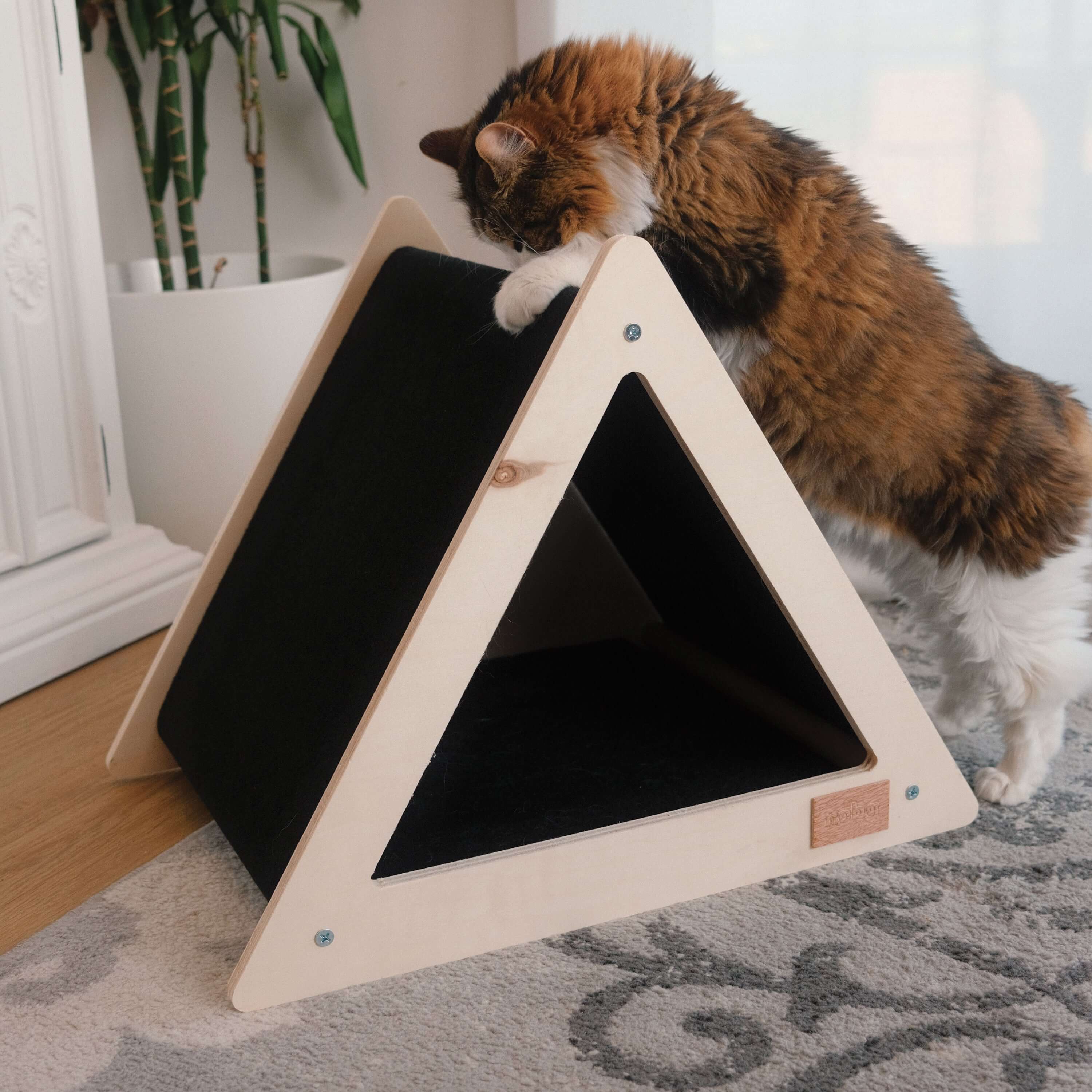 Noba Origin Scratchable Teepee Pet House – Modern Comfort & Play