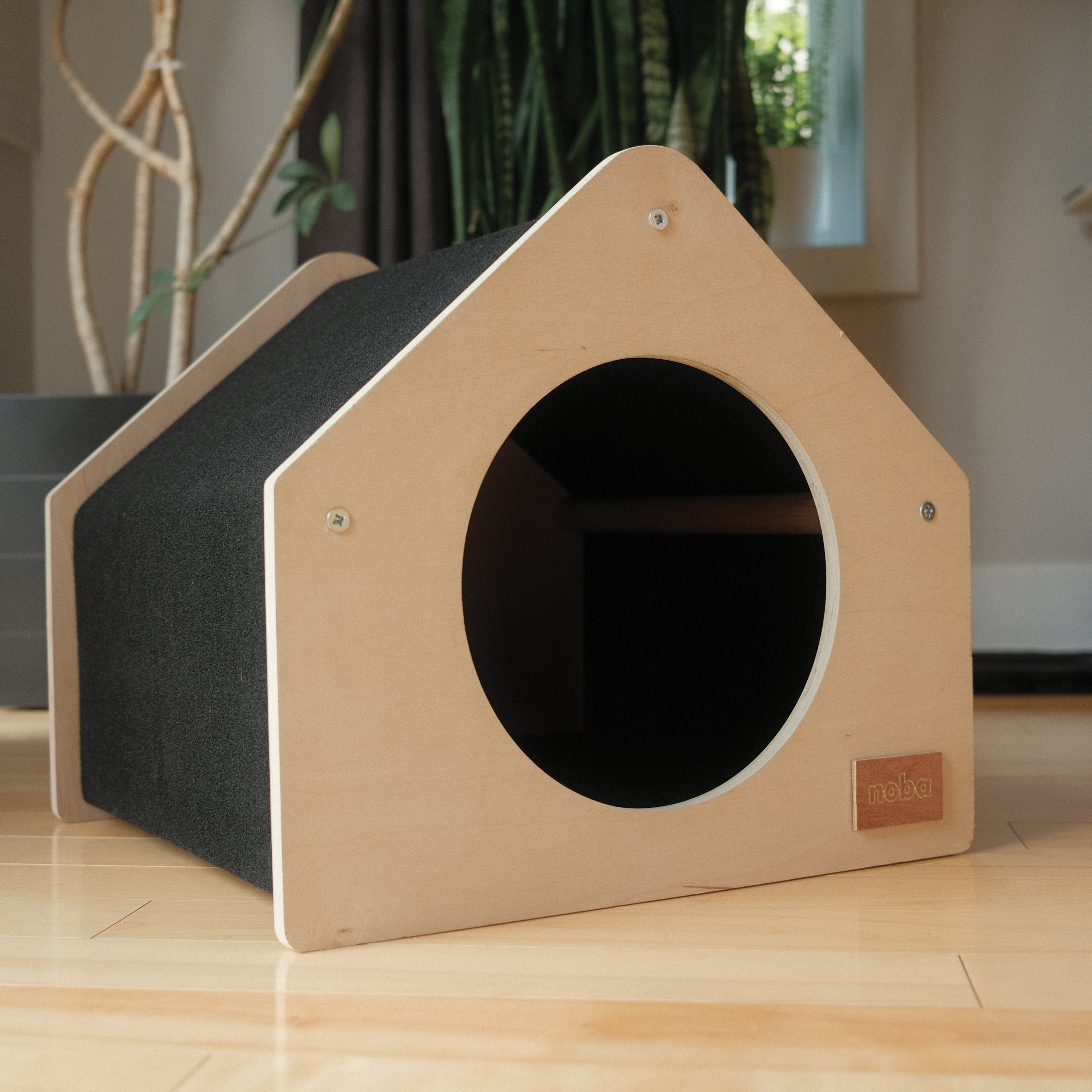 Urban Condo Pet House – Modern & Cozy Cat Condo