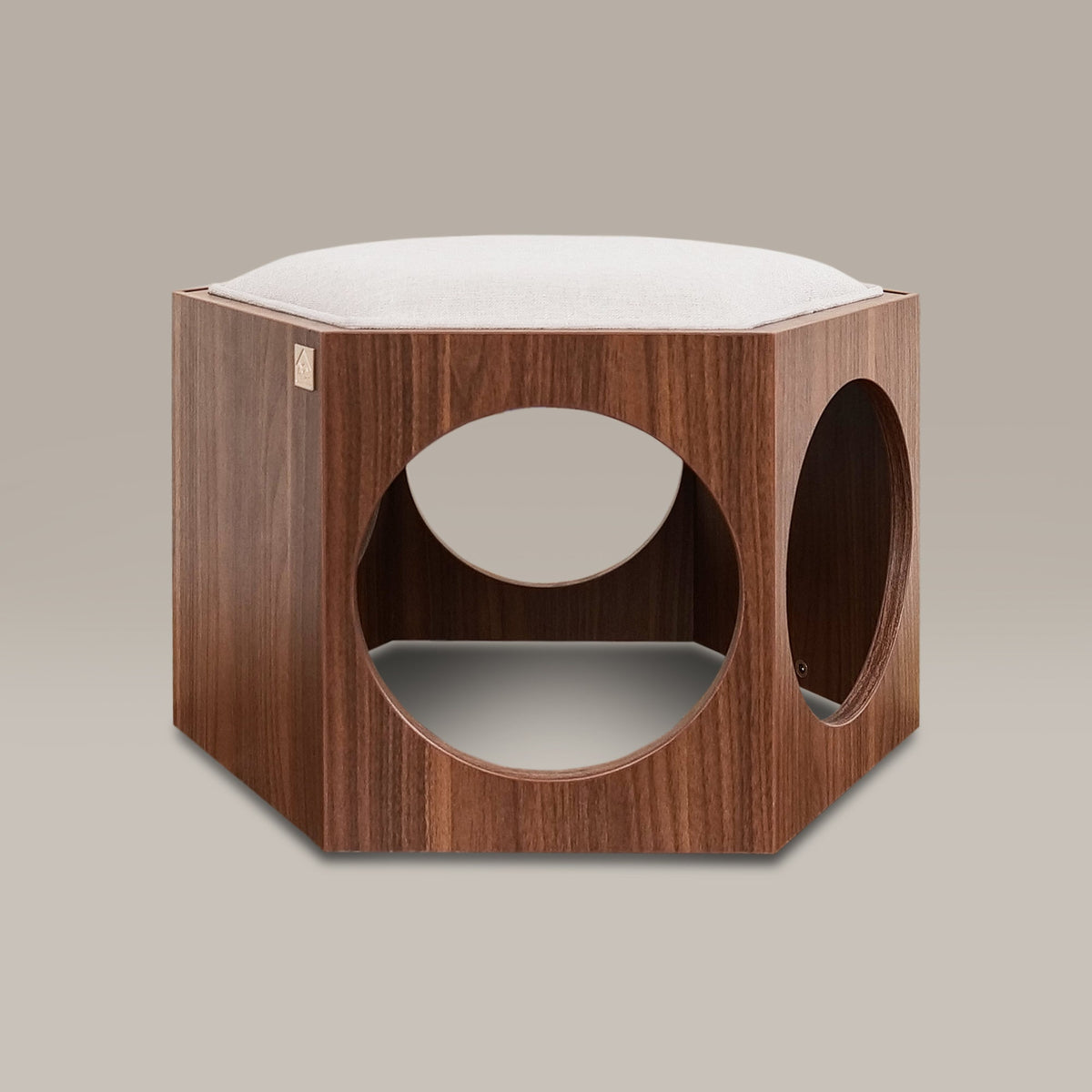 suki cat stool and shelf | Cat Shelf | Tag4MyPet